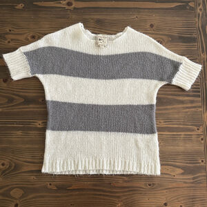 Women's PINK ROSE White Gray Striped Crew Neck Sweater Size S Cozy Casual Style